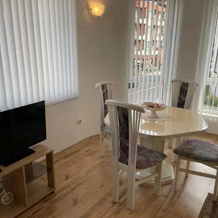 Apartman Private Adi *