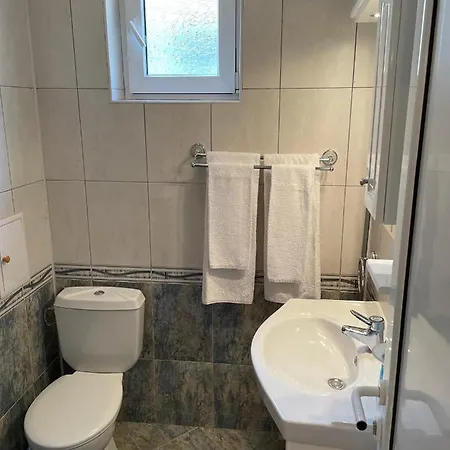 Private Adi * נסבר